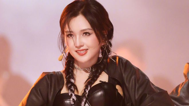 四公师姐帮唱歌单曝光4人组合开启叶童团危